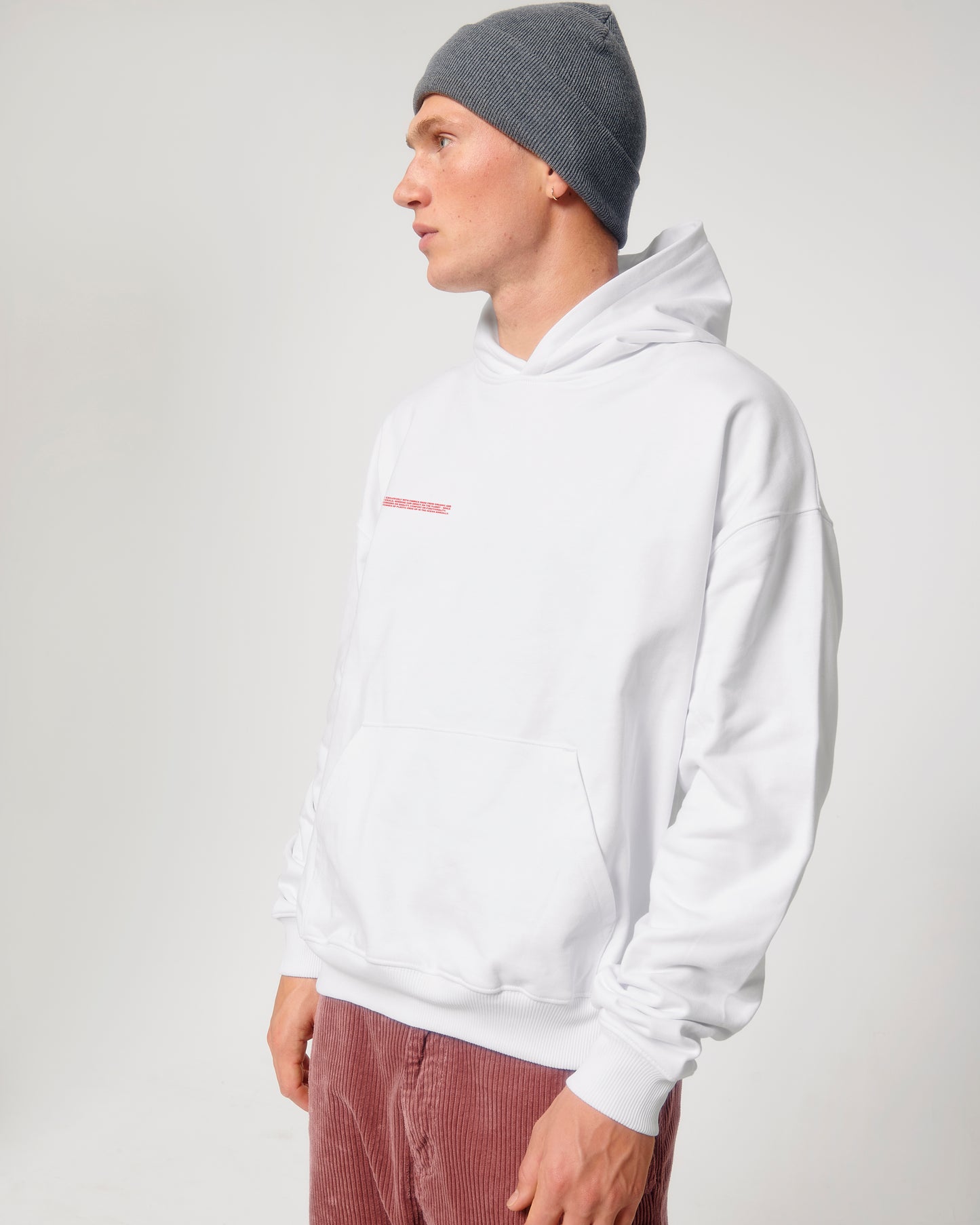 ESSENTIAL UNISEX OVERSIZED HOODIE