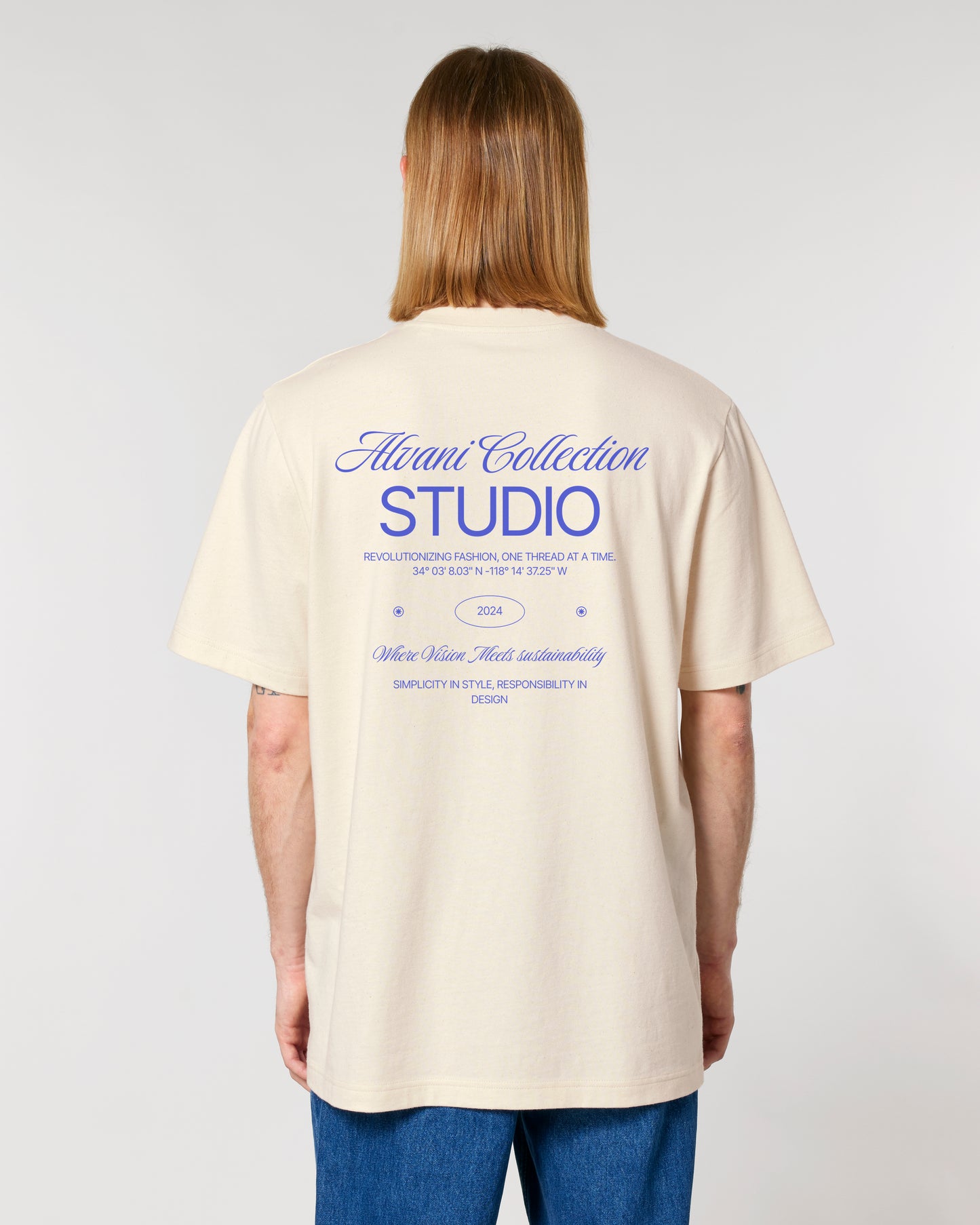 STUDIO UNISEX OVERSIZED T-SHIRT