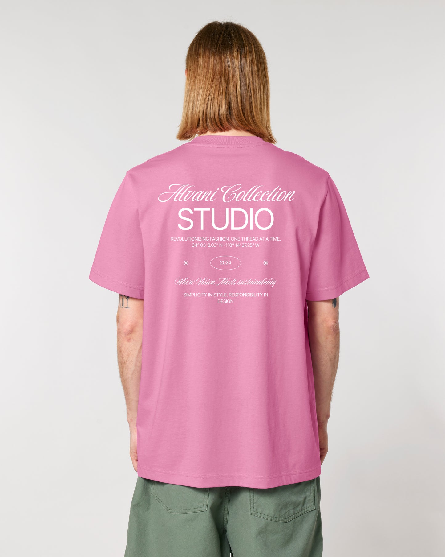 STUDIO UNISEX OVERSIZED T-SHIRT