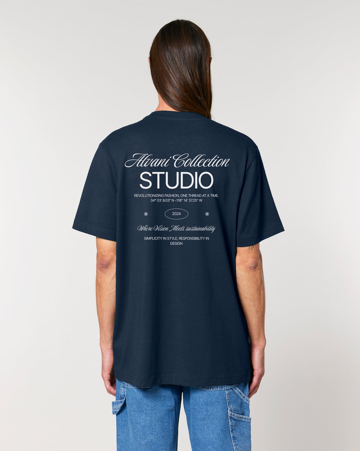 STUDIO UNISEX OVERSIZED T-SHIRT