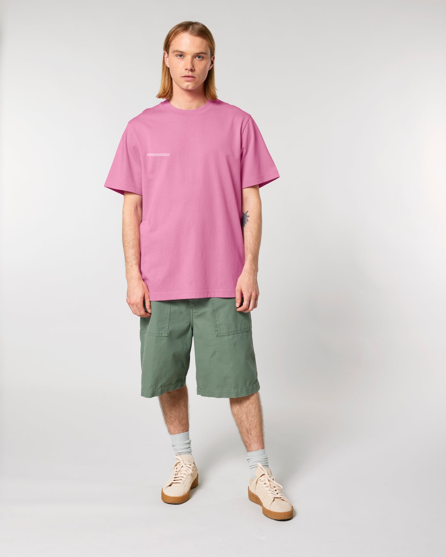 ESSENTIAL UNISEX OVERSIZED T-SHIRT